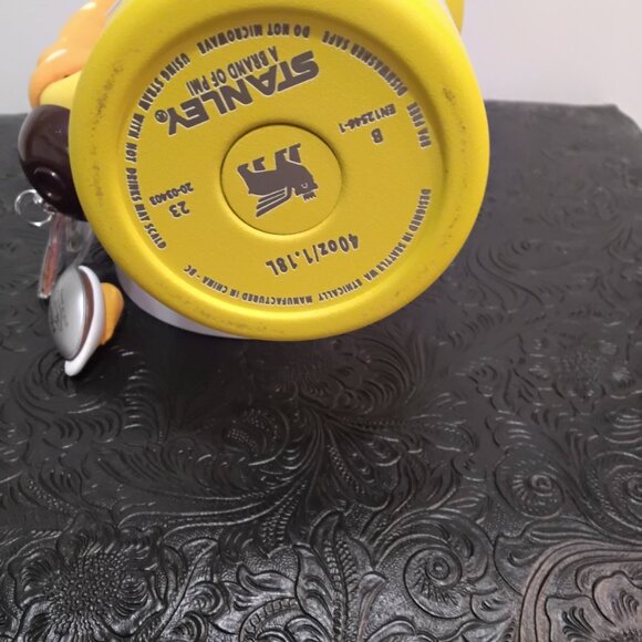 FUN New 40oz Stanley Tumbler " The Eggs Have Left The Building!" - Picture 5 of 16